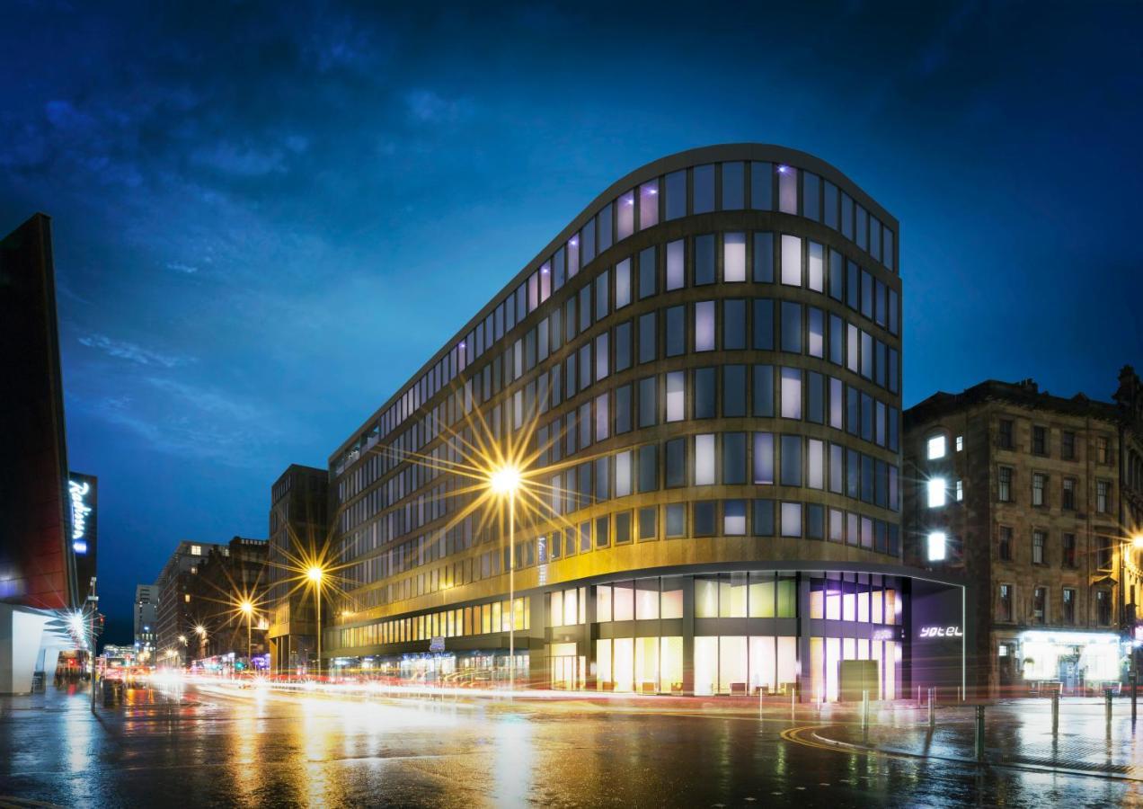 Yotel Глазгоу Екстериор снимка "The hotel is located in the city centre of Edinburgh, Scotland."